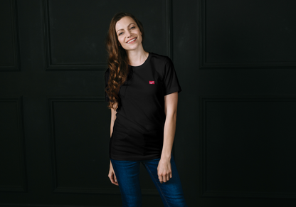 Noir Signature – Wander Logo Tee